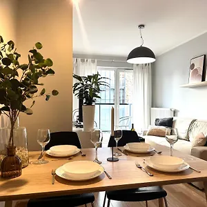 https://dmowskiego-19c-self-check-in-20h-lift.hotelswroclaw.com